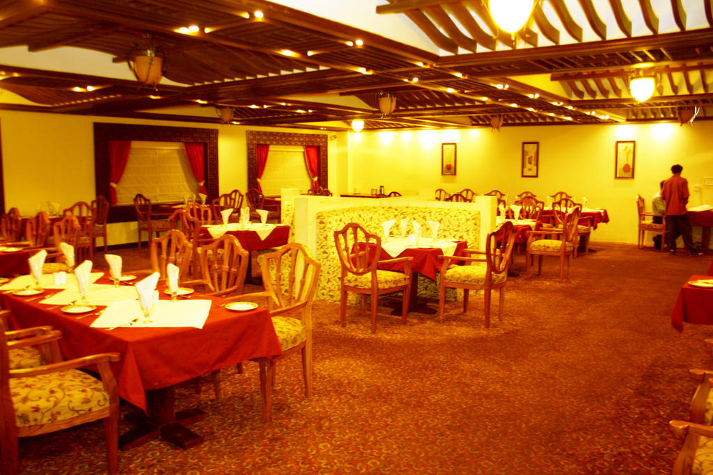 Hotel Grand International Rāipur Exterior foto